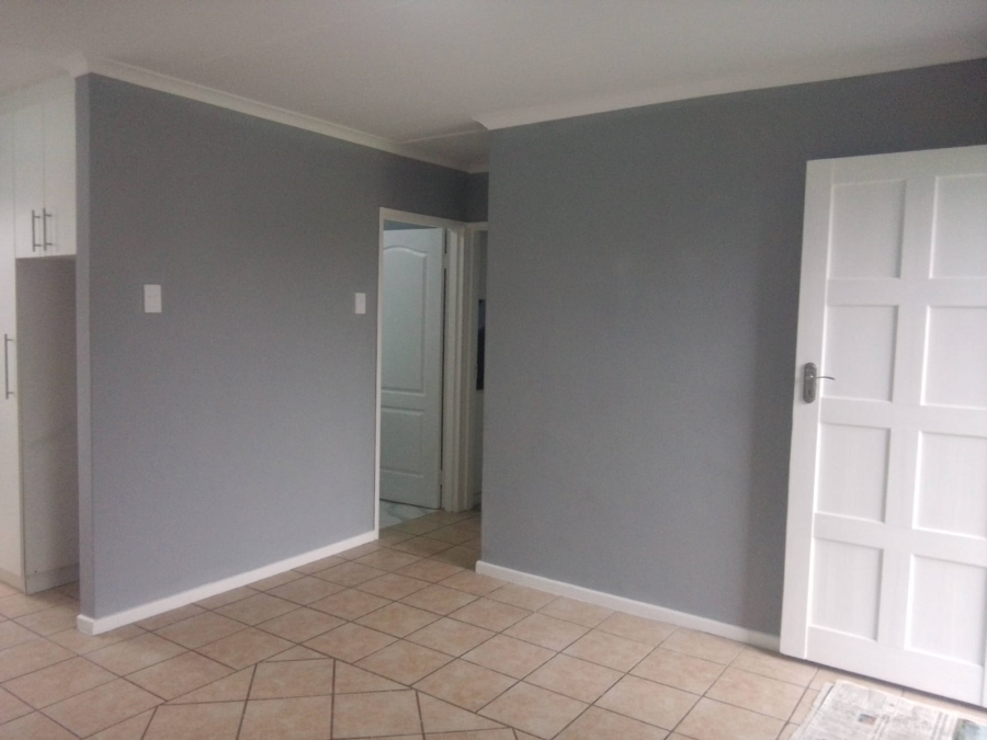 2 Bedroom Property for Sale in Sherwood Eastern Cape
